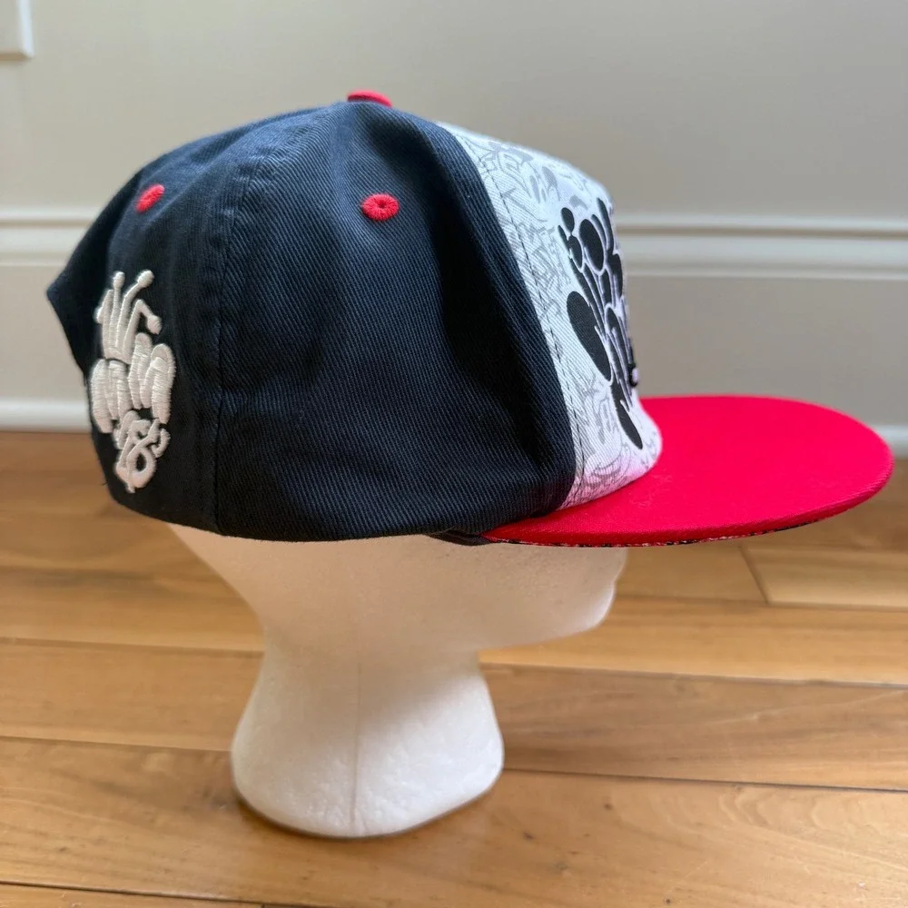 Disney‎ Parks Mickey Mouse Graffiti Snapback Hat Black Red White Flat Brim Cap